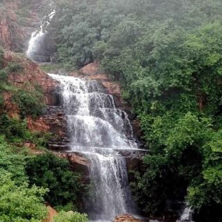 malwadi gundam water falls