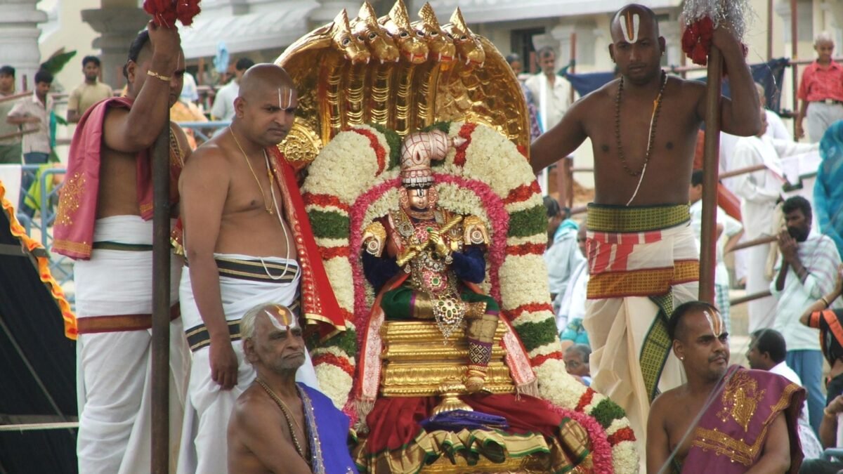 Chinna Sesha Vahanam Procession Draws Devotees to Tirupati